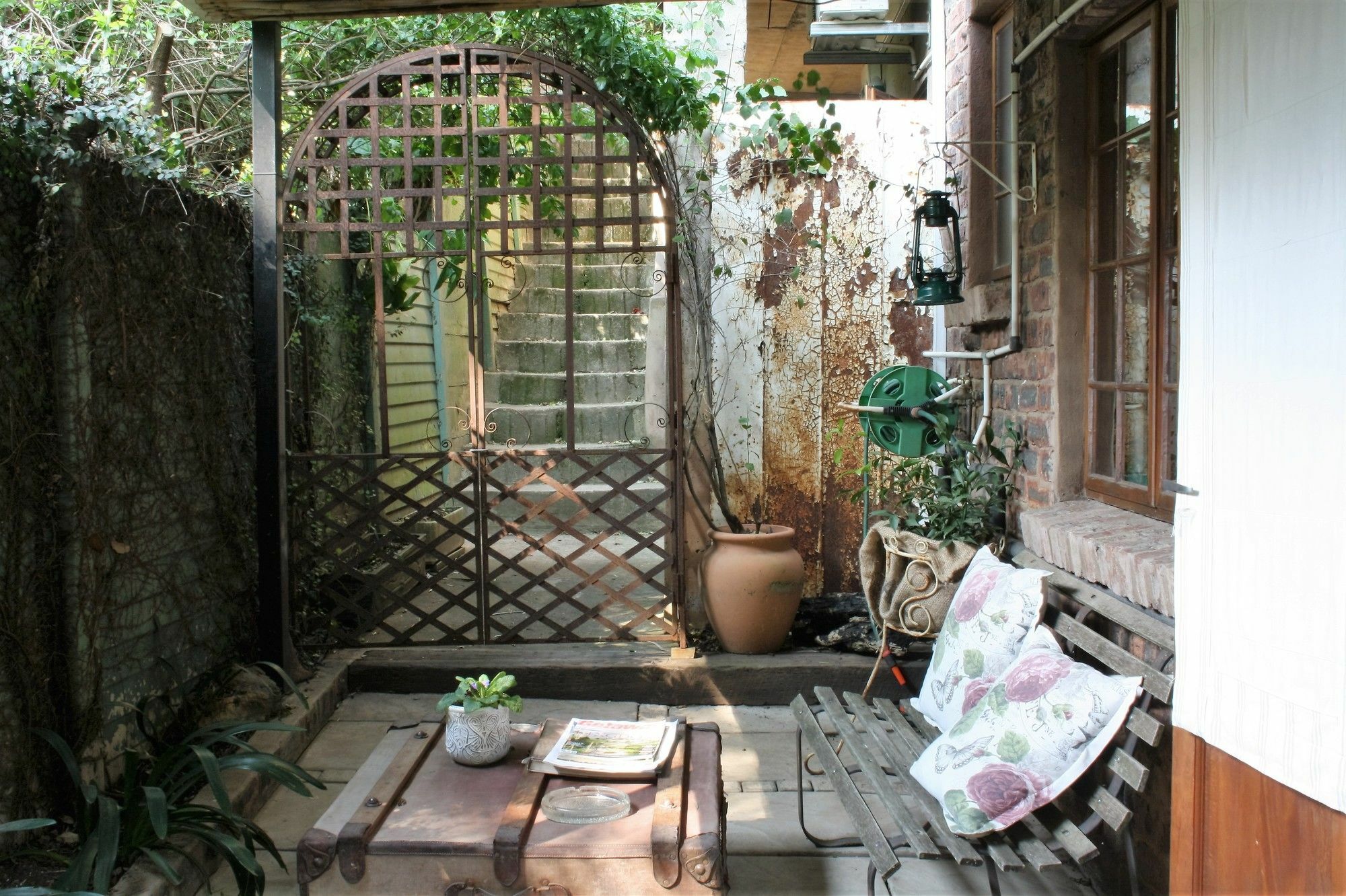 Babbling Brook Bed & Breakfast Pietermaritzburg Exterior photo